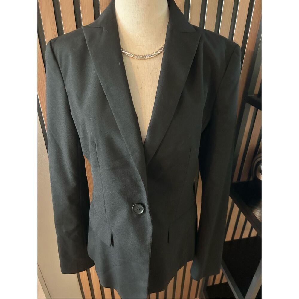 Ann Taylor black blazer office wear work attire size 4